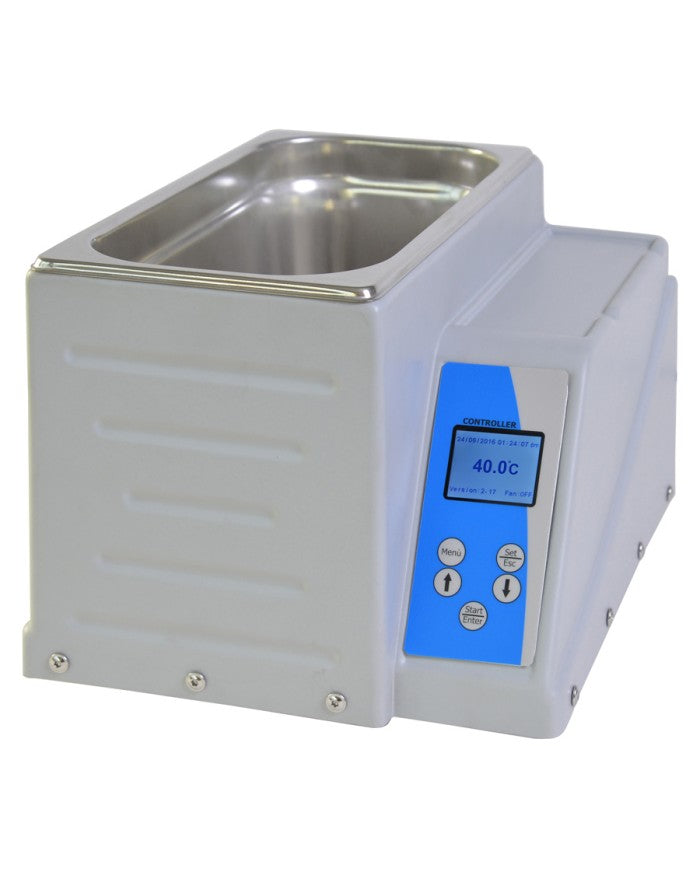 Digital water bath with squared tank